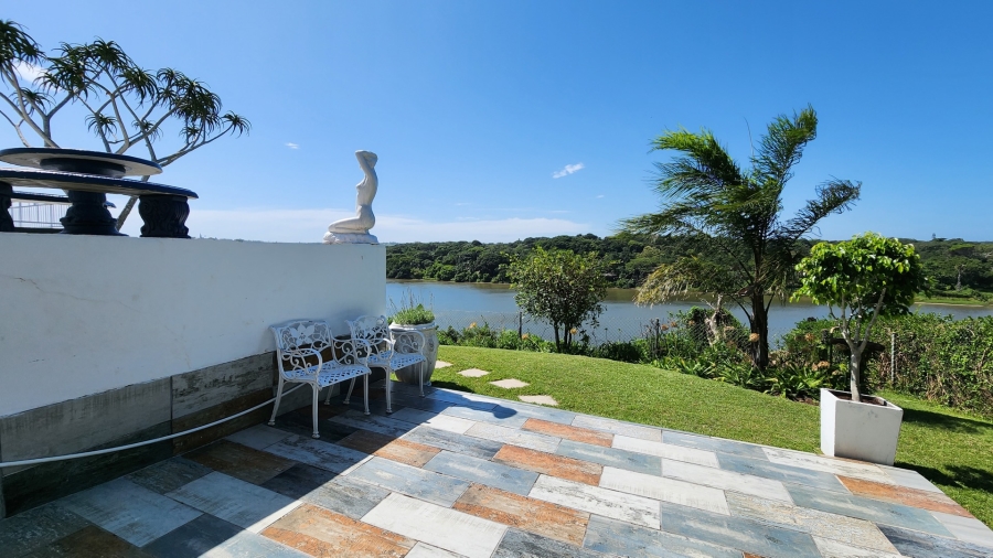 10 Bedroom Property for Sale in Bonza Bay Eastern Cape